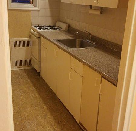 4th image of 1011 Neilson St APT 6C