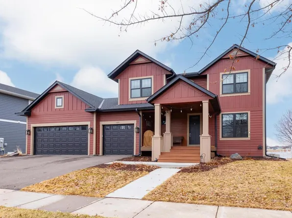 11619 E Laketowne Dr, Albertville, MN 55301