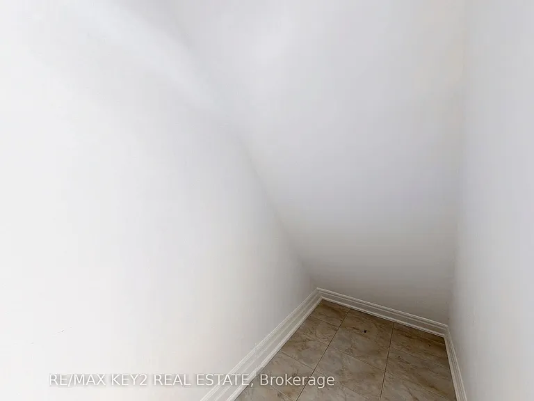 54 Oakford Dr #BASEMENT — Photo 27