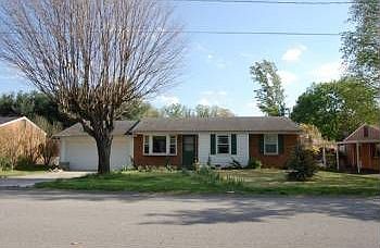 1st image of 2124 Bainbridge Dr