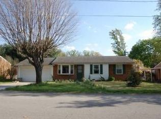 2124 Bainbridge Dr, Salem, VA 24153