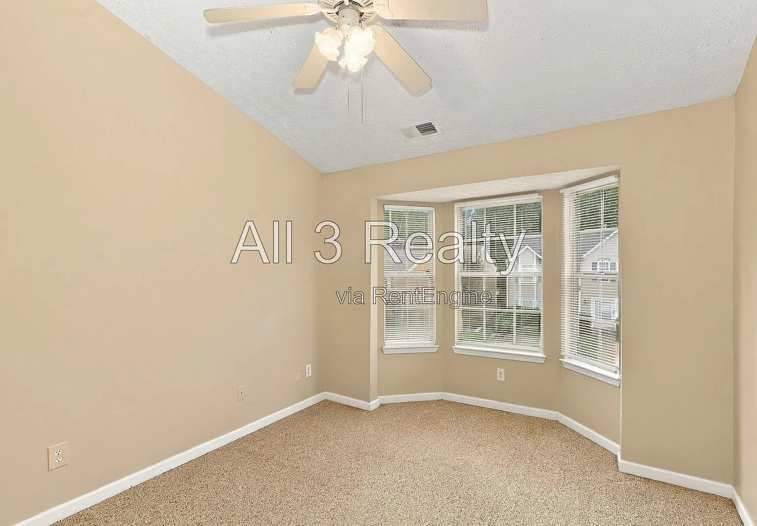 2 bed, 2.5 bath, 1168 sqft, $1,395 — Photo 3