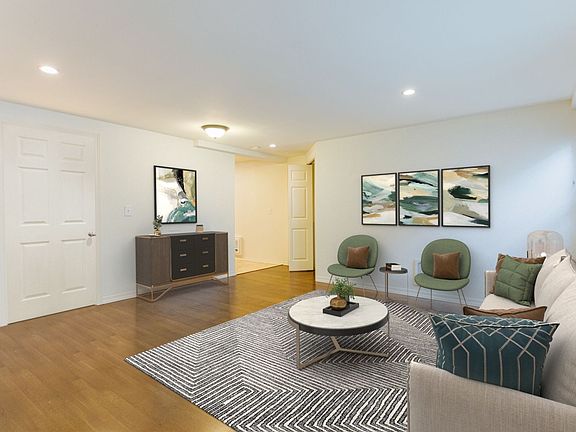 5th image of 3015 Queen Anne Ave N #3