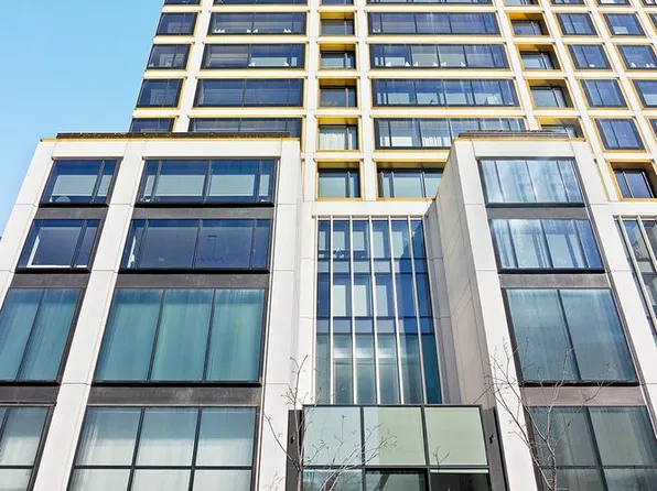 551 West 21st Street image 19 of 20