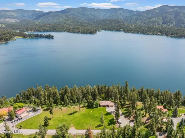 5977 E McMahon Rd, Hayden Lake, ID 83835