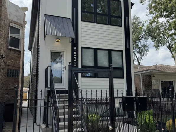 6530 S Champlain Ave, Chicago, IL 60637