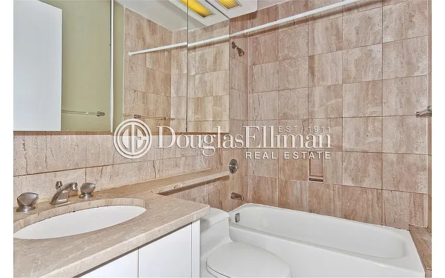 Rented by Douglas Elliman | media 20