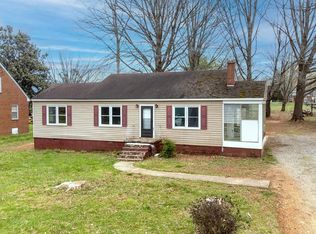 205 Hutcheson Ave, Chase City, VA 23924