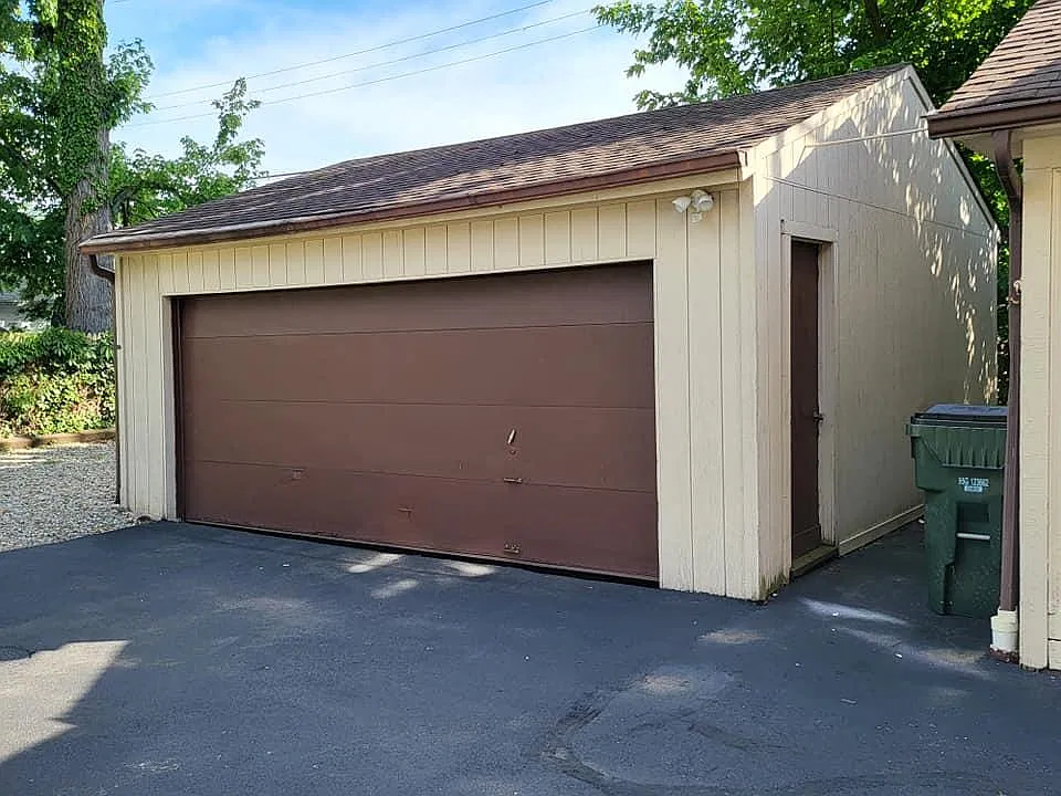 2 bed, 1354 sqft, $950 — Photo 3