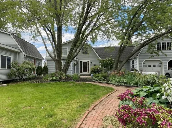 4 Spring Lane, Eliot, ME 03903