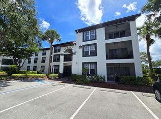 7915 Preserve Cir APT 223, Naples, FL 34119