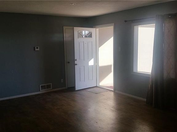 3rd image of 7409 Bellrose Dr