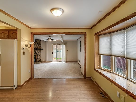 4th image of 28560 Leona St