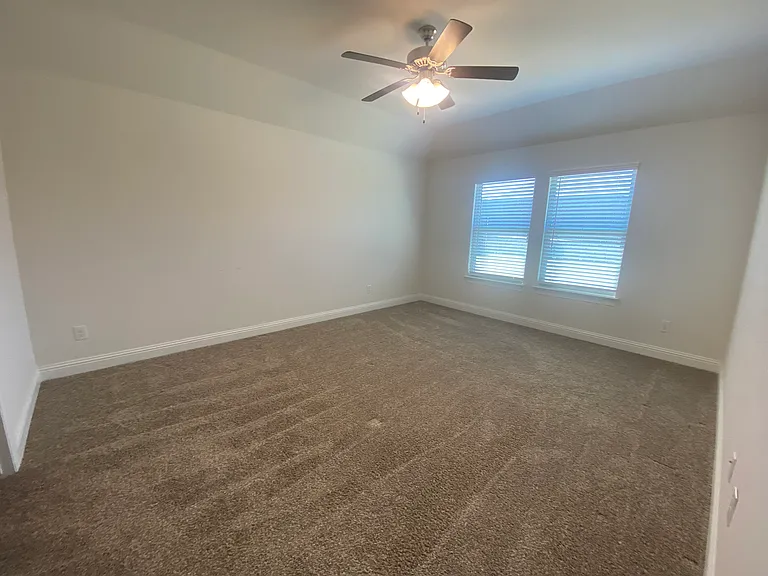 4005 Waterford Dr — Photo 16
