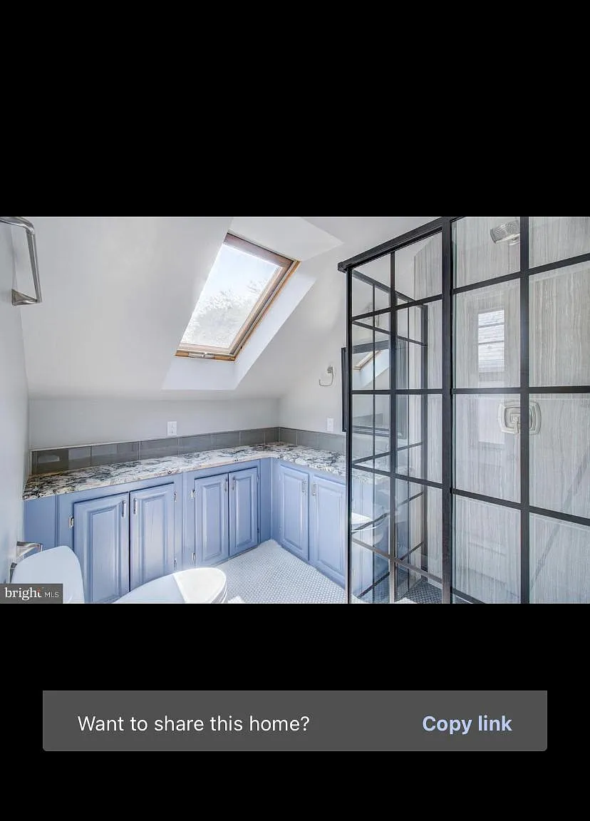 830 Lower Ferry Rd — Photo 2