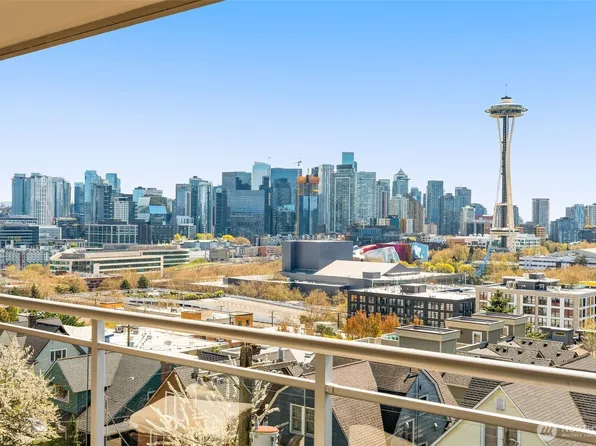 900 Warren Avenue N #302, Seattle, WA 98109