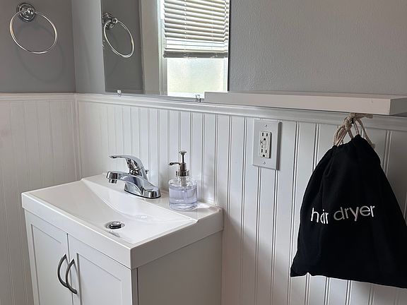 4th image of 509 N Elberon Ave #1