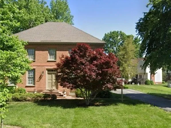 112 Waterfront Dr, Colonial Heights, VA 23834