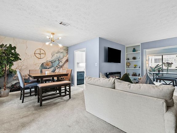 4th image of 8740 Roswell Rd Unit 10B