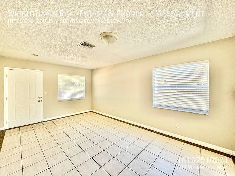 629 Wildwood Way — Photo 4