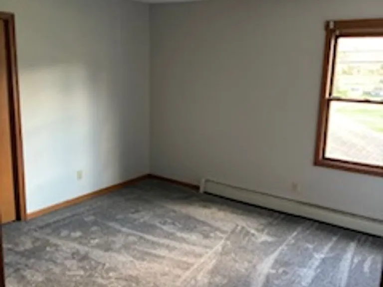 221 Coulter St — Photo 11
