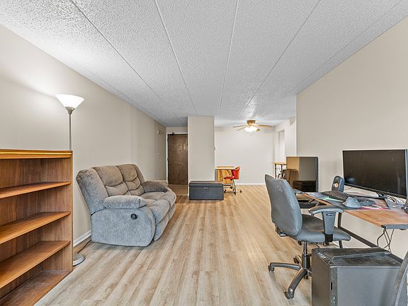 4th image of 477 Graceland Ave APT 3A