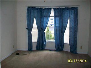 4th image of 1003 Monica Dr