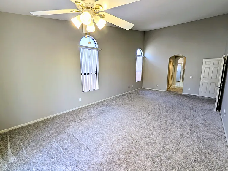 37985 S Eagle Dr — Photo 24