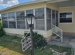 69 Sturbridge Ln, Fort Myers, FL 33908