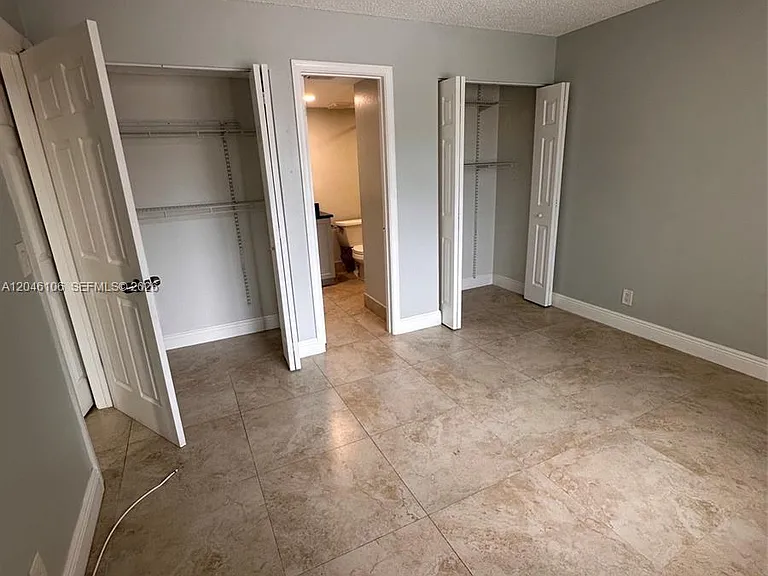 9976 Twin Lakes Dr #35 — Photo 12