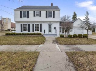 1750 N Erb St, Appleton, WI 54911