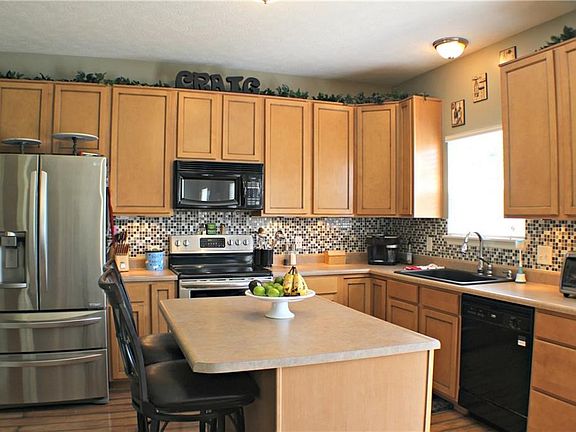 5th image of 9105 N River Chase Ln