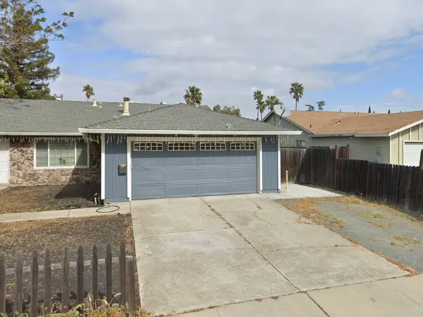 12 Nautilus Ct, Pittsburg, CA 94565