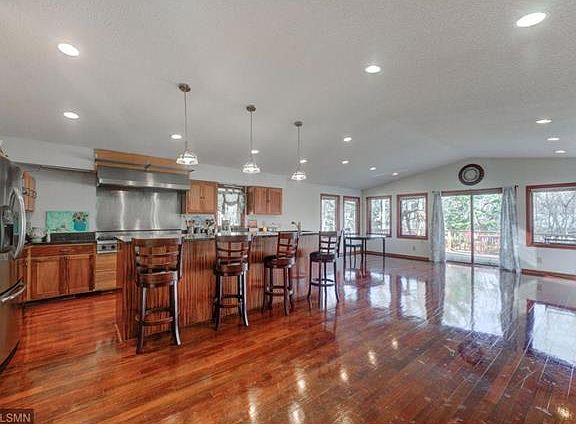 4th image of 341 McCann Ave