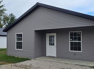 707 S Durbin St, Bicknell, IN 47512