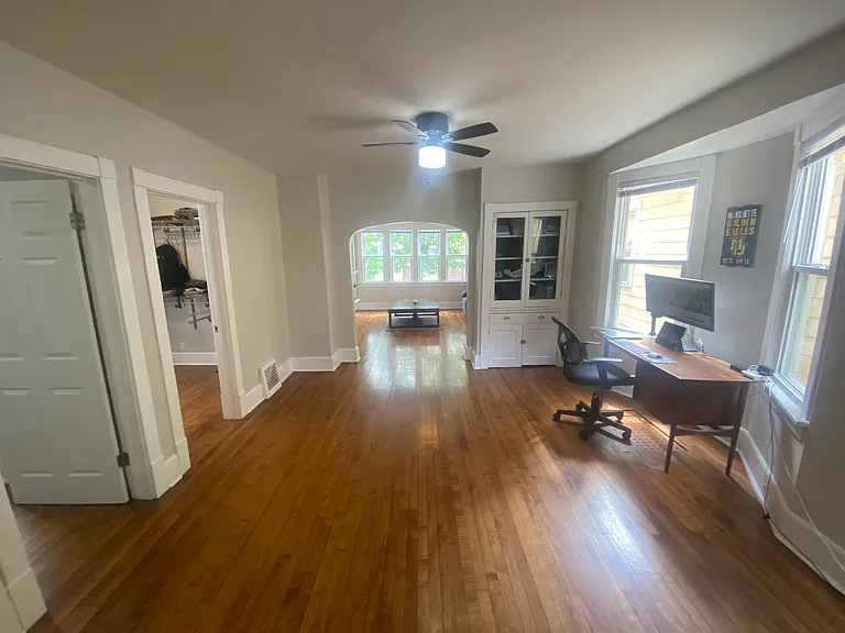 2725 N Bremen St — Photo 5