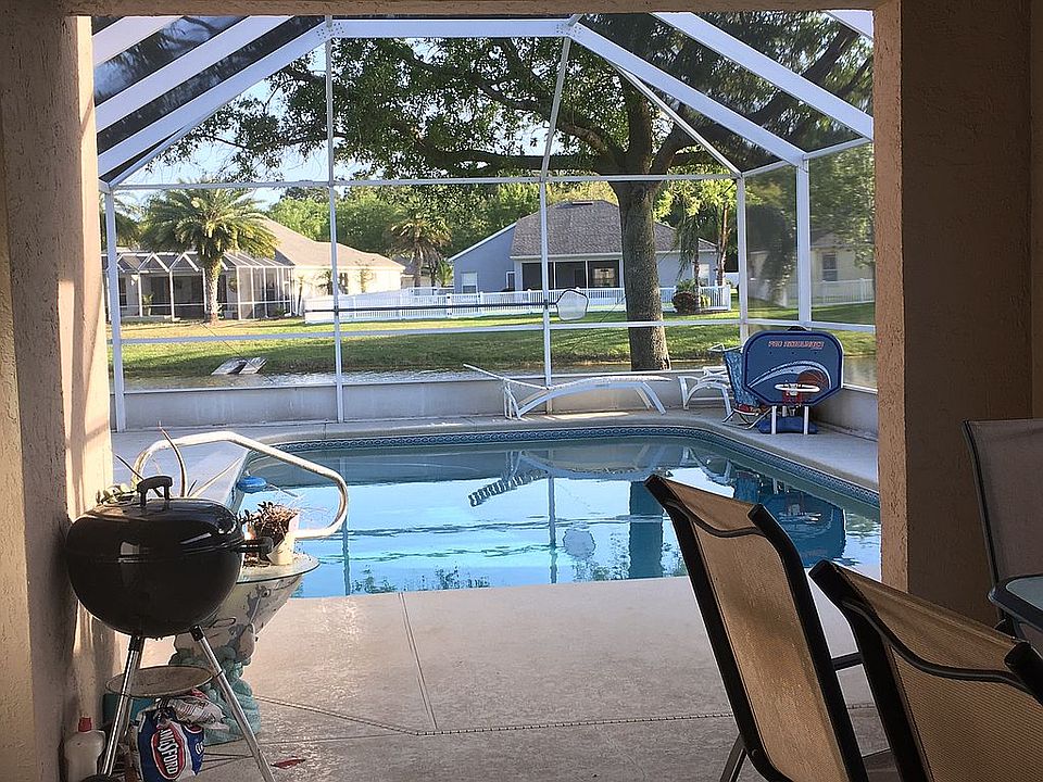 covered pool 