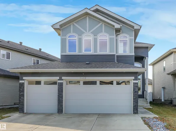 2412 14th Ave NW, Edmonton, AB T6T 2J8