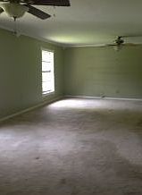 4th image of 5101 NE 25th Ave