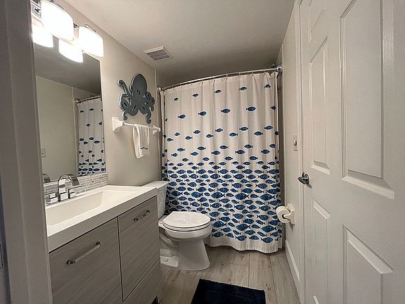 2nd Guest Bathroom 