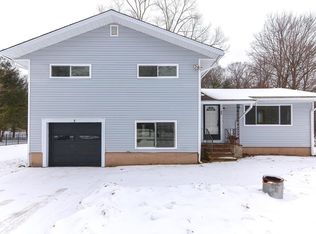 35 Vaughn Ct, Stoughton, MA 02072