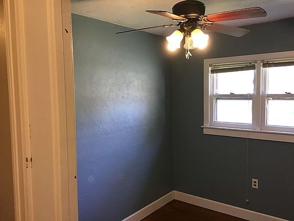 3rd image of 4524 N Bales Ave