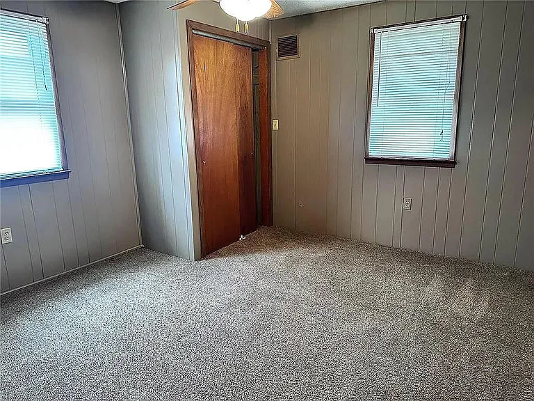 3709 Fairview St — Photo 9