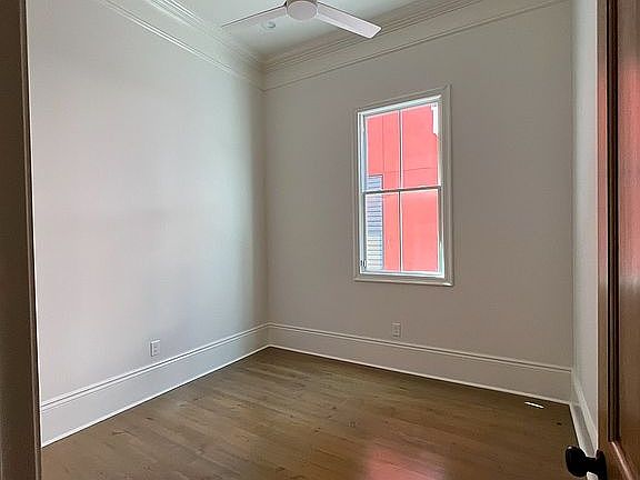 3rd image of 1423 Esplanade Ave
