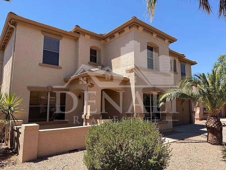 3771 E Betsy Ln — Photo 2