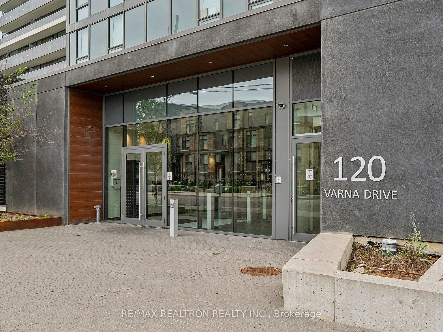 2 bed, $2,250 — Photo 4