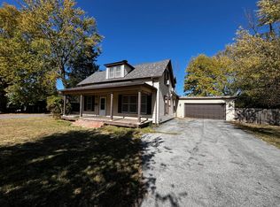 2039 E Grand St, Springfield, MO 65804