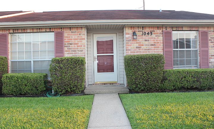 1st image of 1043 Park Meadow Dr