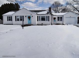 78 Swan St, North Providence, RI 02911