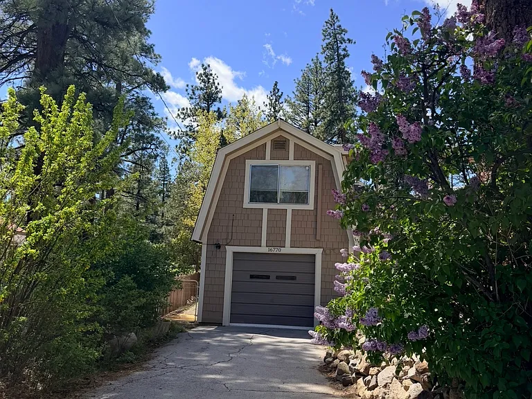 16770 Mount Rose Hwy #B — Photo 2